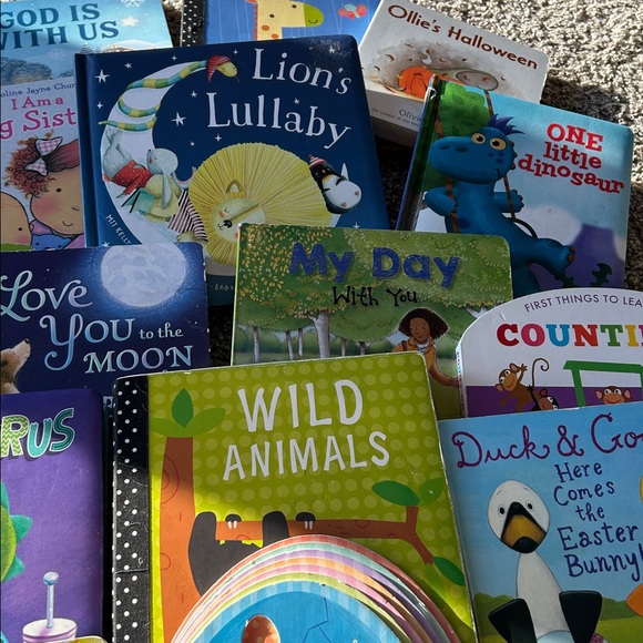 Children's Book Collection Set - Picture 3 of 4